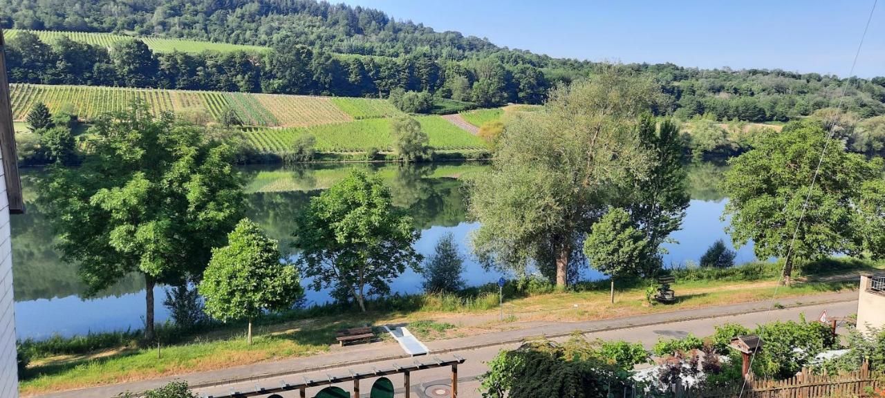 Apartments In Spay Bigone Zell-Merl Mosel Exterior foto